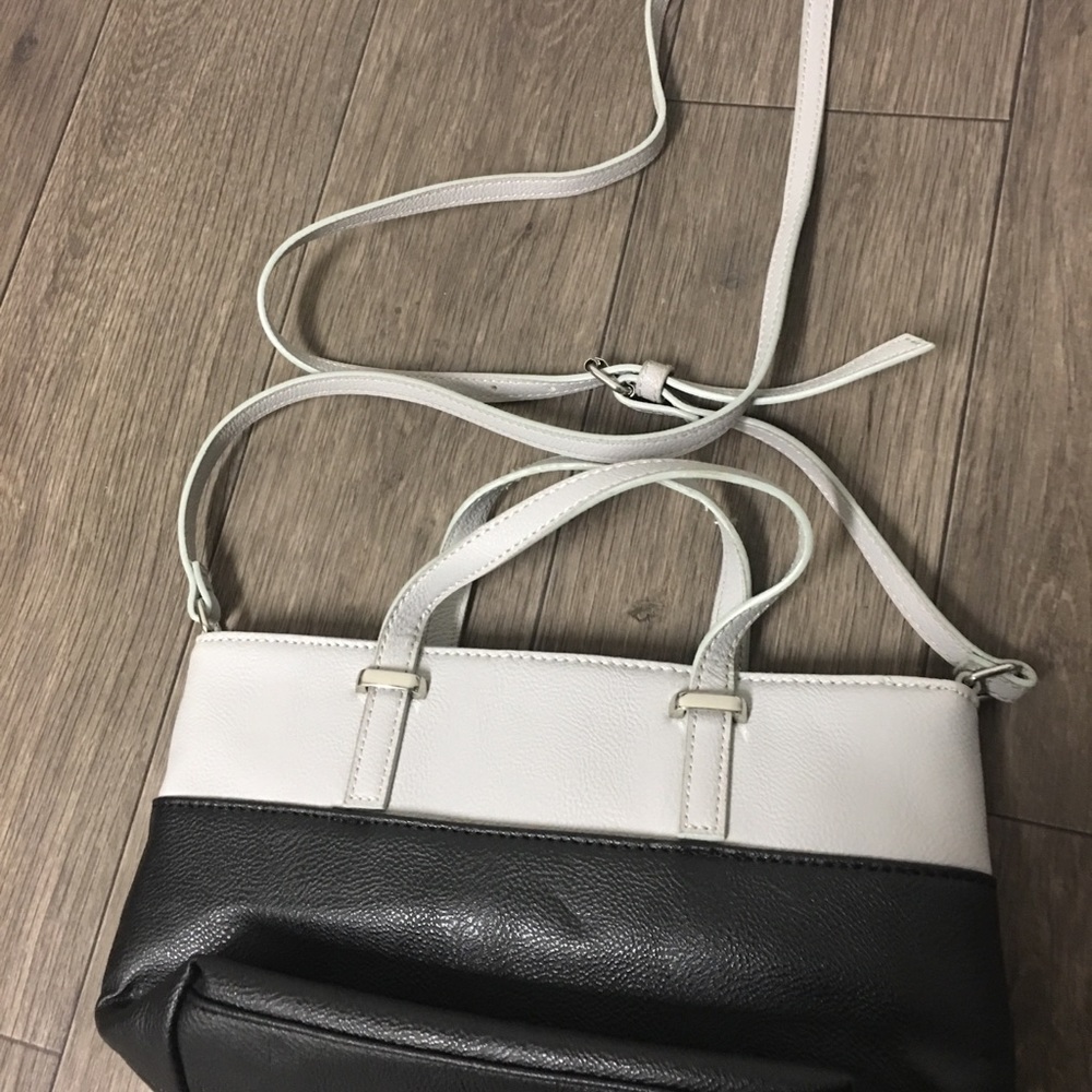 Nine West purse~Nwot - Picture 3 of 4